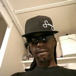 Meet your Posher, Samuel